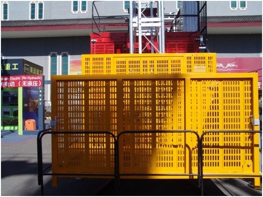 หมึกกระปุกร้อน 21m/Min 2000kg ราคและพินิโอน์ สร้างเครื่องยกสําหรับวัสดุ