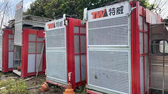 วัสดุผู้โดยสาร 37kw อาคาร การก่อสร้าง Hoist Bevel Hecial Gearbox/Construction Lift สําหรับการก่อสร้าง